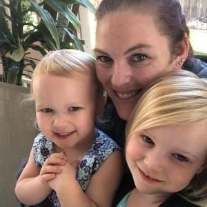 Meet your Posher, Kira